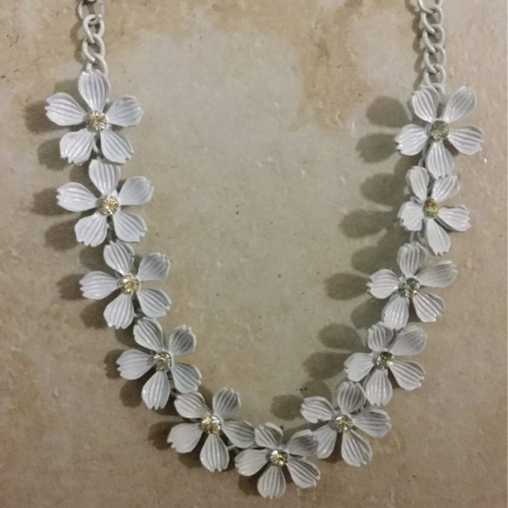 White Floral Necklace